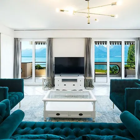 Amazing 4 Bedroom Apt Terrace Leman View Apartment Clarens