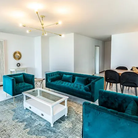 Amazing 4 Bedroom Apt Terrace Leman View Apartment *